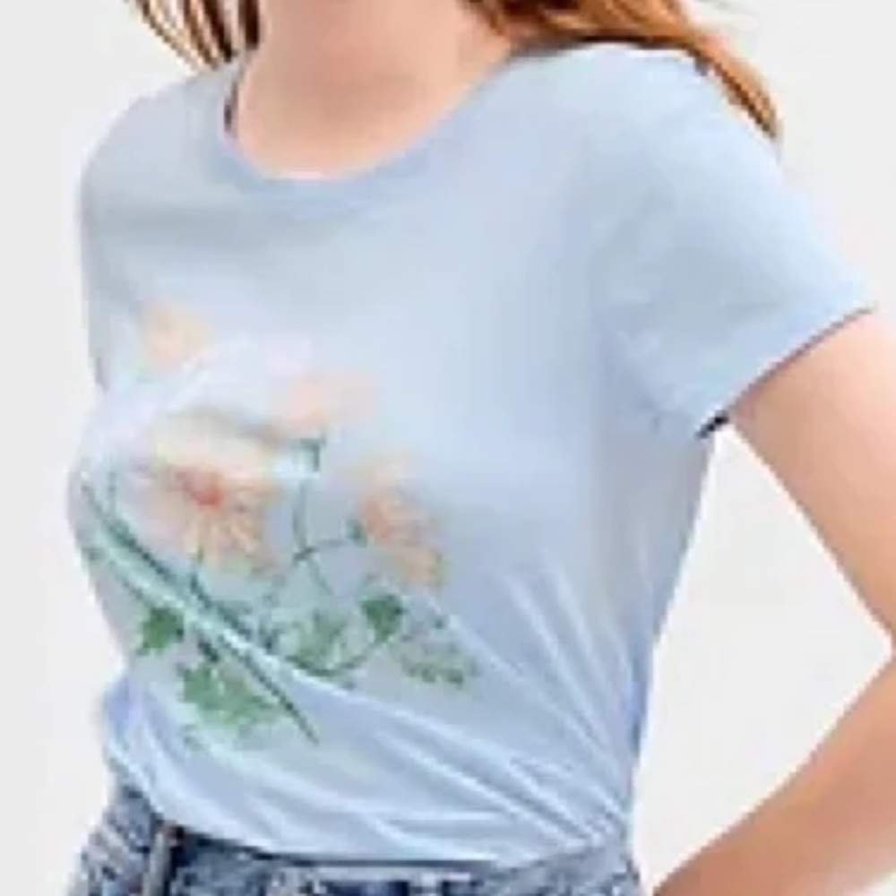 GAP Favorite Graphic T-Shirt